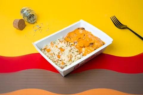 Estrogonofe de frango e arroz de couve-flor
