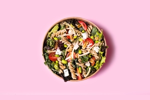  Salada de edamame, gorgonzola e fusilli