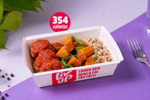 Almôndega de carne, arroz 7 grãos e legumes
