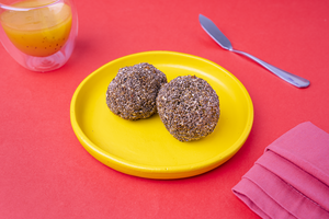 Bolinha low carb de abóbora e carne com chia
