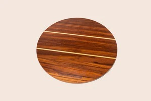 Brinde - Tábua de madeira redonda