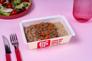 Carne moída, arroz integral e feijão carioca