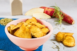 Chips de batata doce, alecrim e azeite