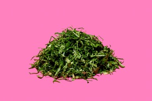 Couve manteiga orgânica cortada e higienizada