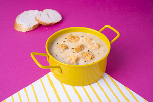 Creme low carb de couve-flor com frango