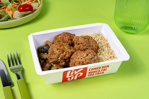 Falafel, couscous e legumes mediterrâneos