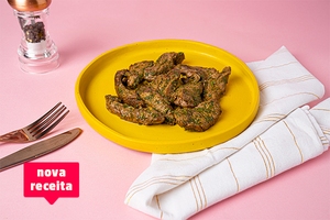 Iscas de Filé Mignon com Chimichurri