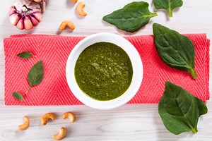 Molho pesto com espinafre