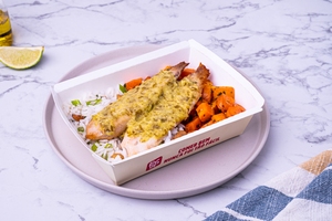 Saint peter com cebolinha, arroz jasmim e cenoura